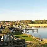 4 Person In Hejls-by Traum