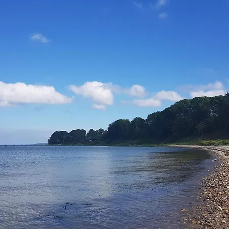 4 Person In Hejls-by Traum *