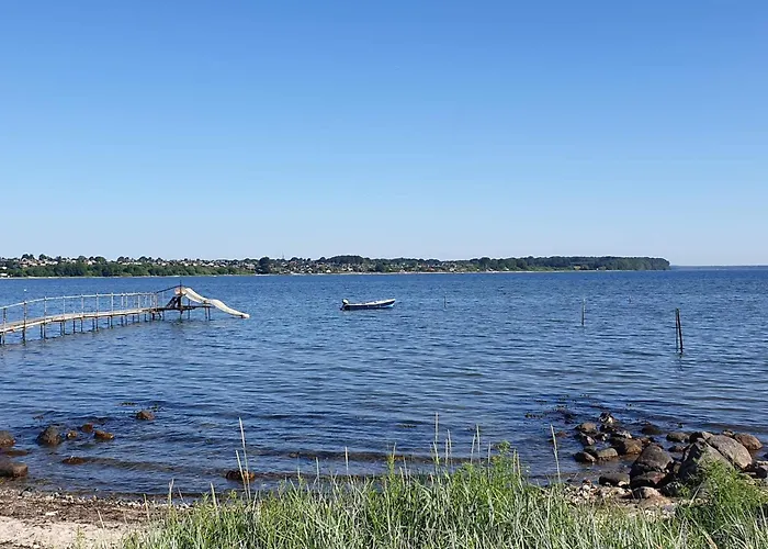 4 Person In Hejls-by Traum