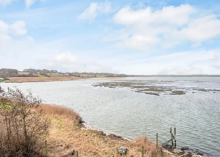 4 Person In Hejls-by Traum